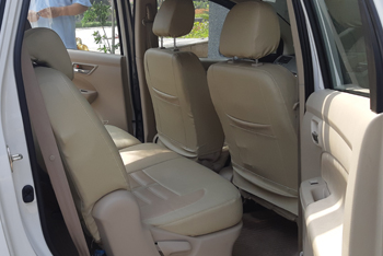 8 seater maruti suzuki ertiga car hire delhi